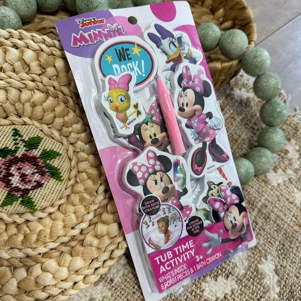 Disney Minnie Mouse Tub Time Activity Bath Set, Ages 3+, Girls
